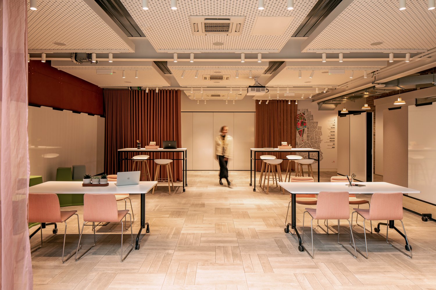 Magnetic flooring