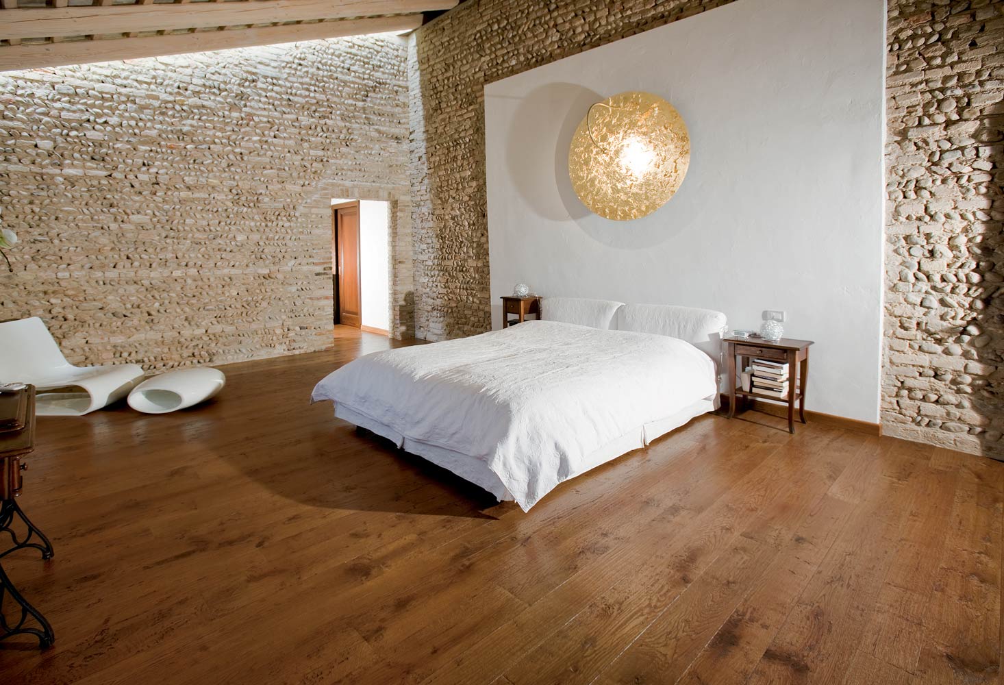 Reclaimed Oak | 13 MILLENNIUM-Rovere-Europeo-Rusticone-Piallato-A-Mano-Morciato-Verniciato | White & White